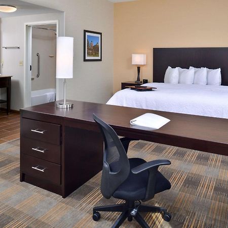 Hampton Inn & Suites California University-Pittsburgh Coal Center Bagian luar foto