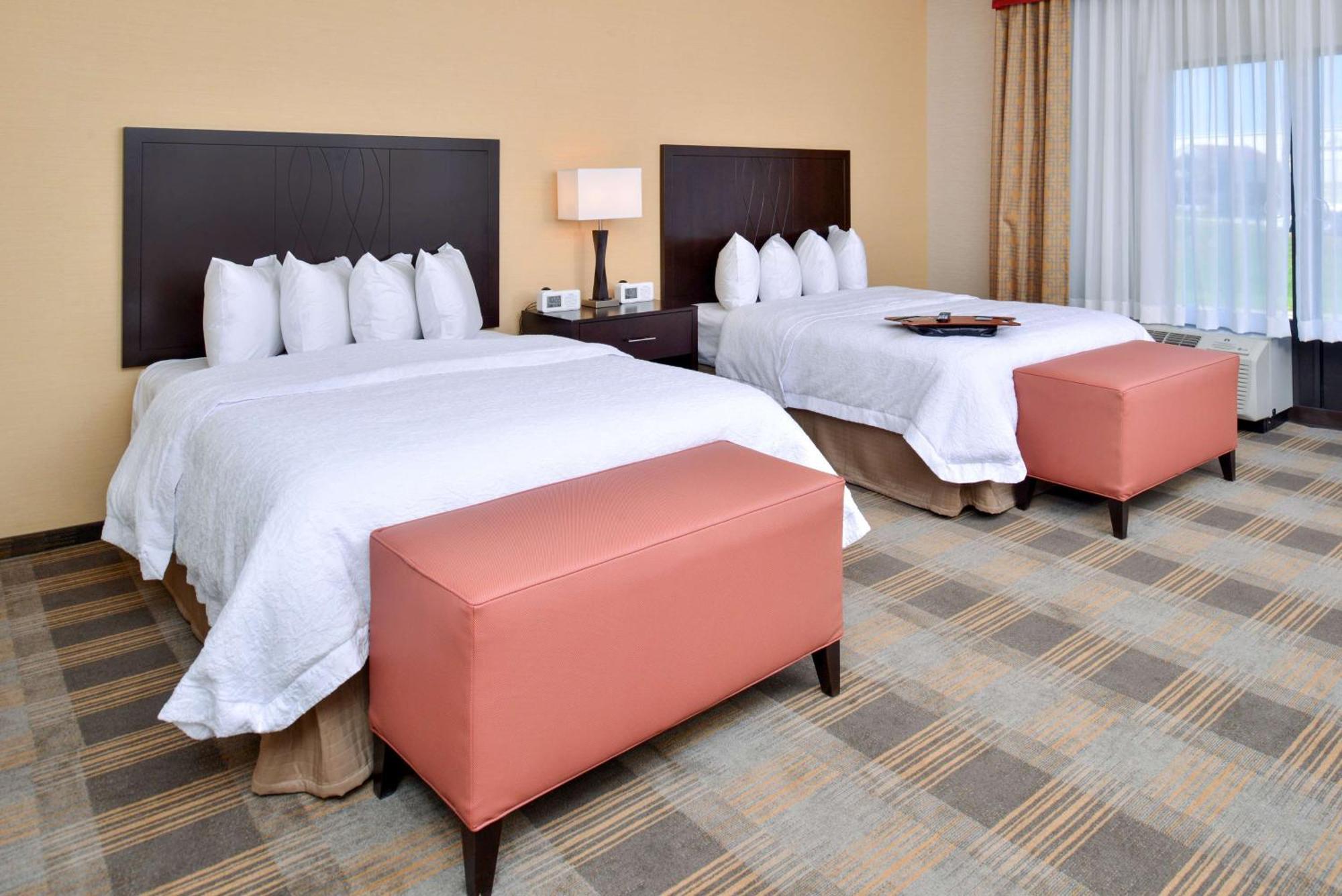 Hampton Inn & Suites California University-Pittsburgh Coal Center Bagian luar foto
